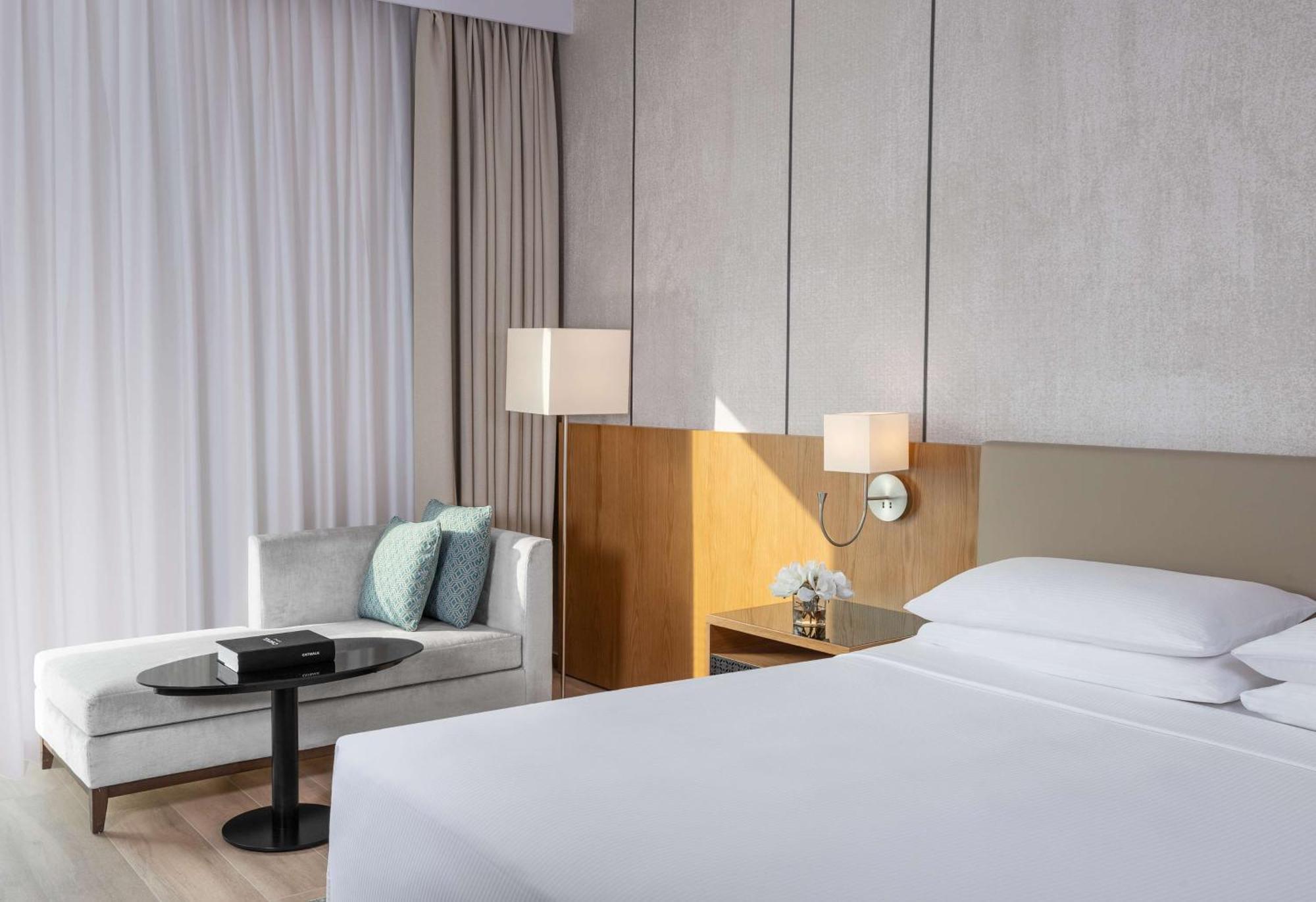 Hyatt Regency Oryx Hotel 5*