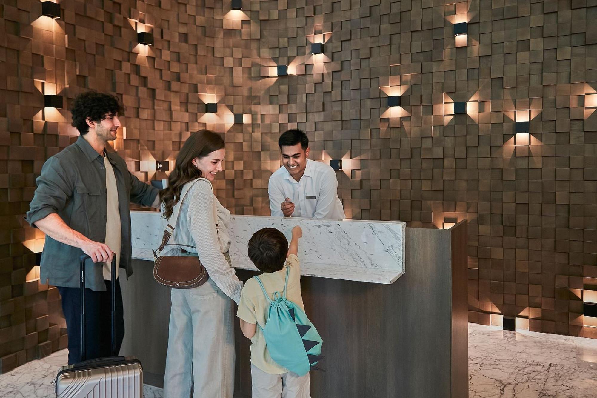 Hotel Element By Westin Center 5*