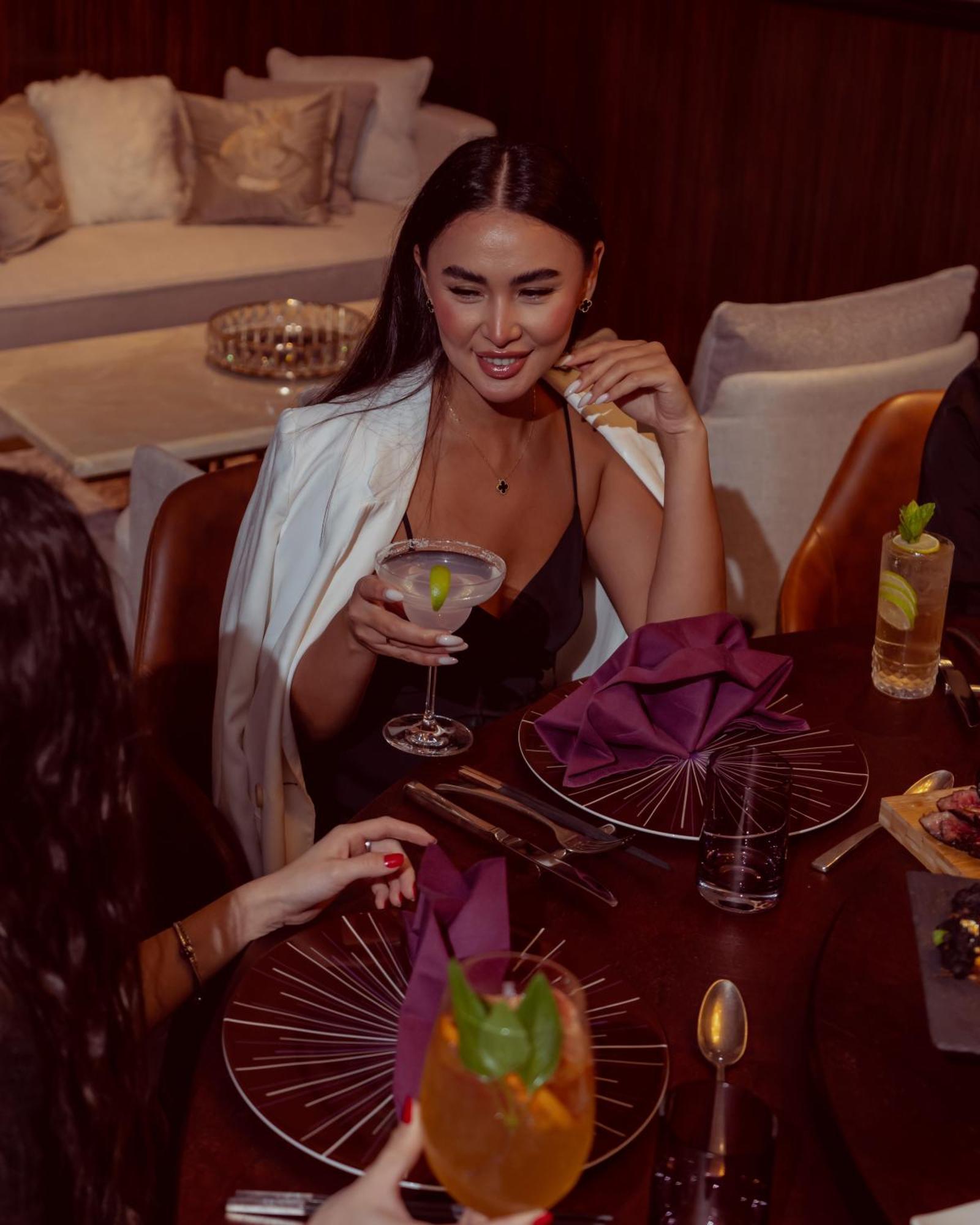 Centre Rotana Khách sạn