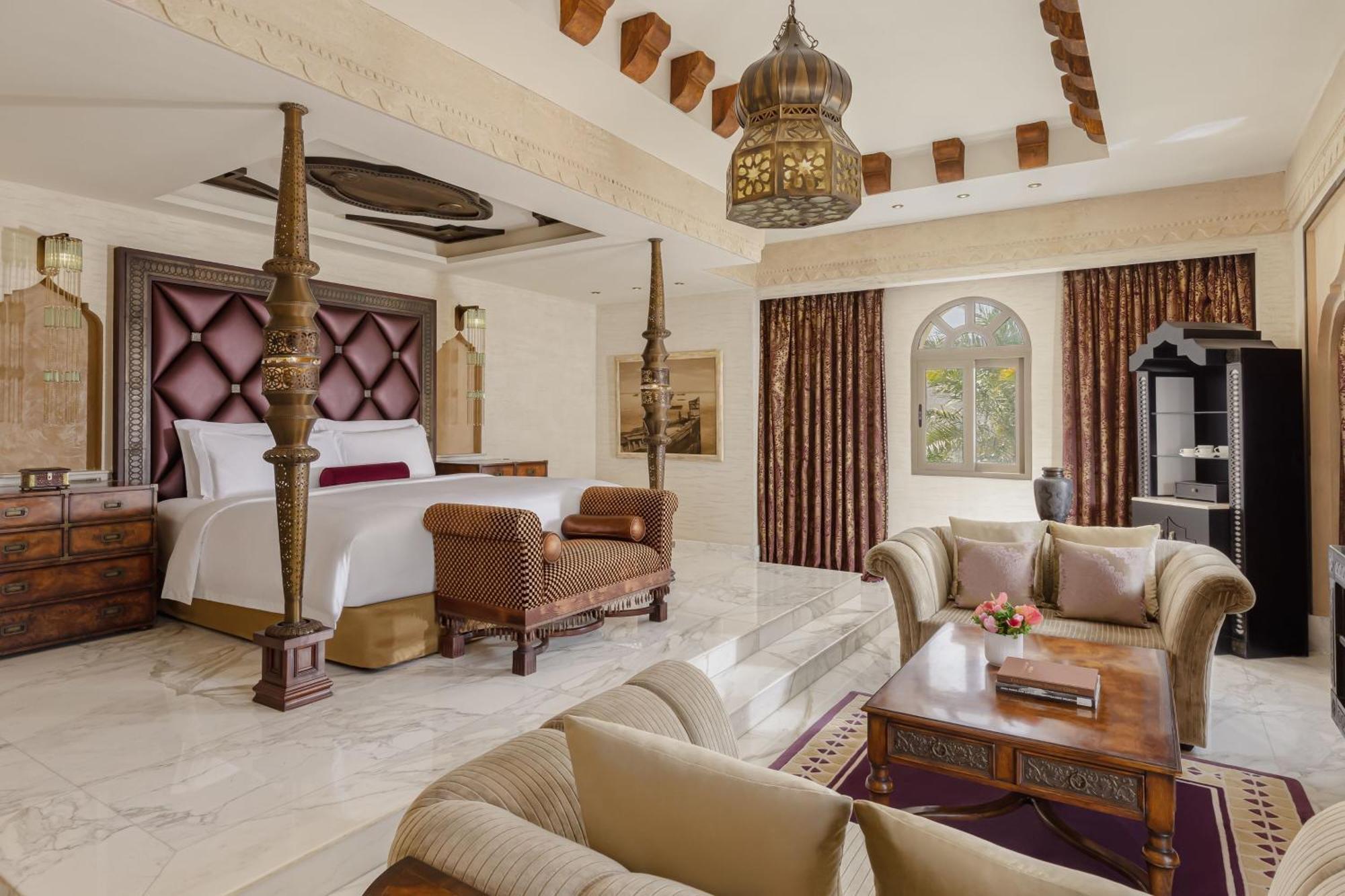 Sharq Village & Spa, A Ritz-carlton Resort