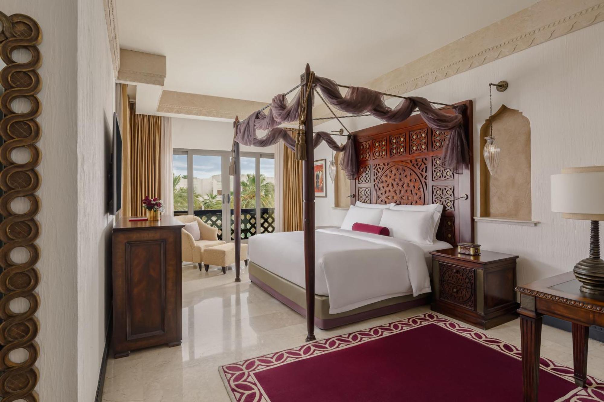 Sharq Village & Spa, A Ritz-carlton Resort Doha