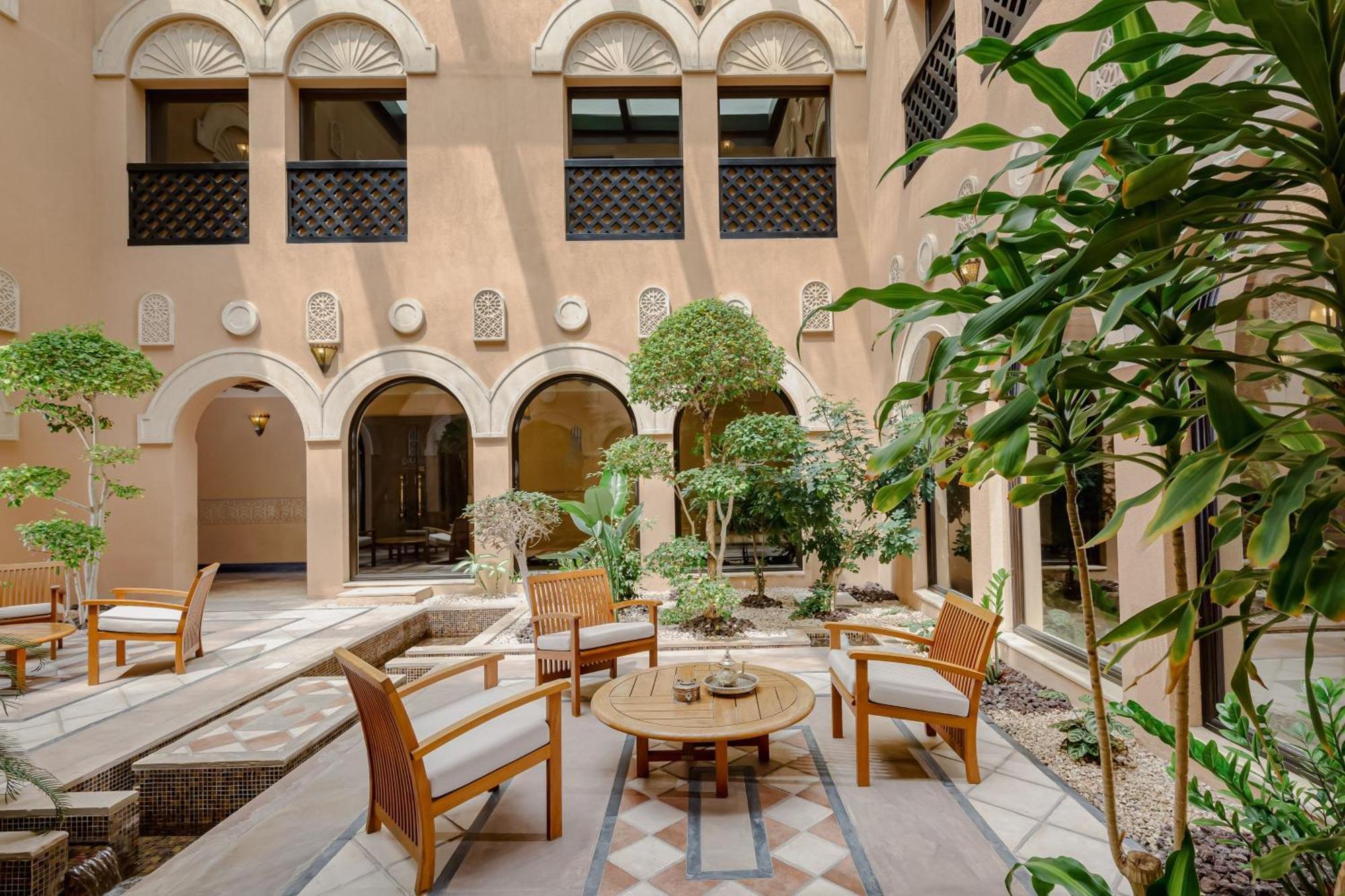 Sharq Village & Spa, A Ritz-carlton 5*