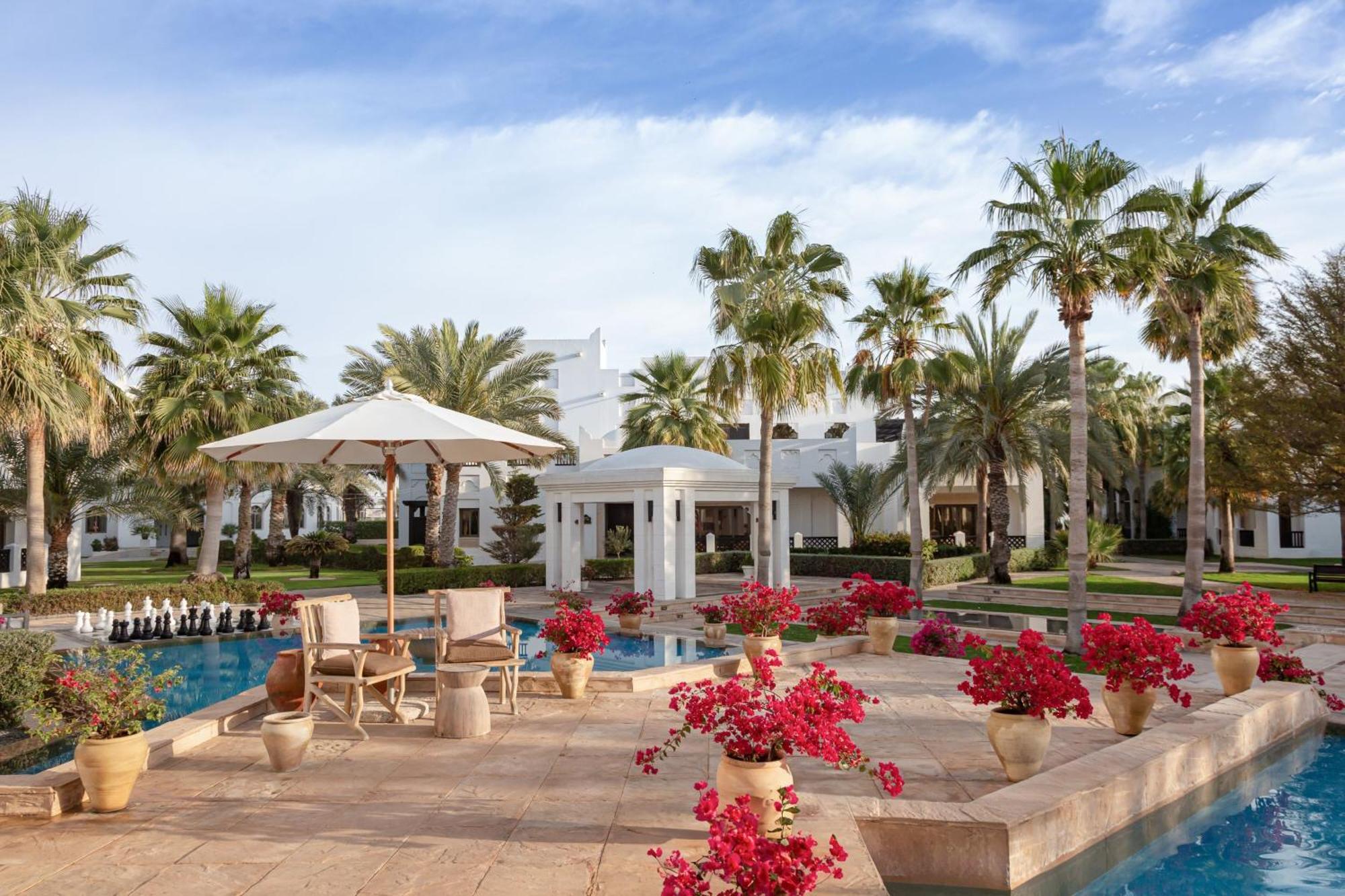 Sharq Village & Spa, A Ritz-carlton Resort 5*