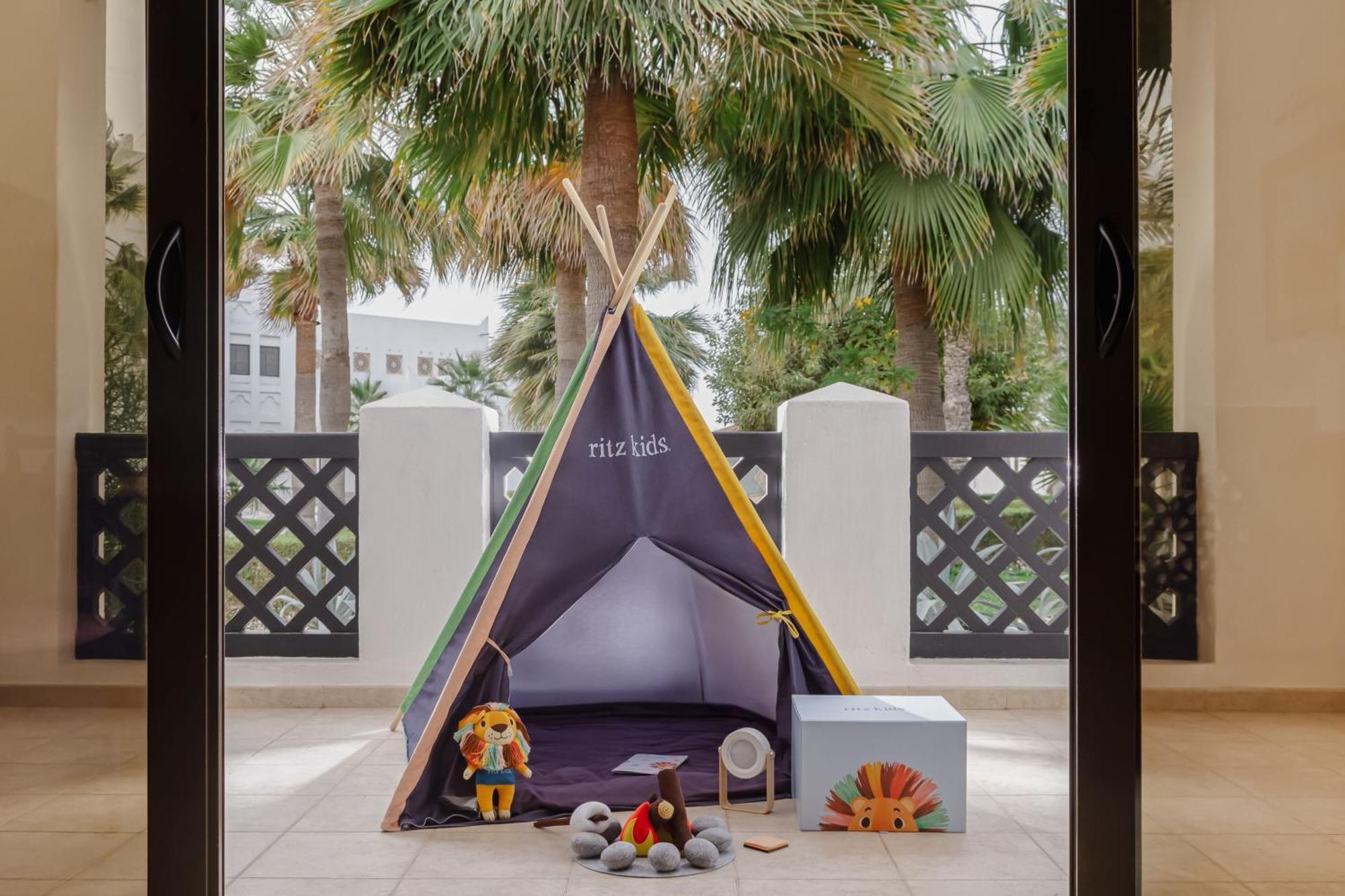 Sharq Village & Spa, A Ritz-carlton Resort 5*