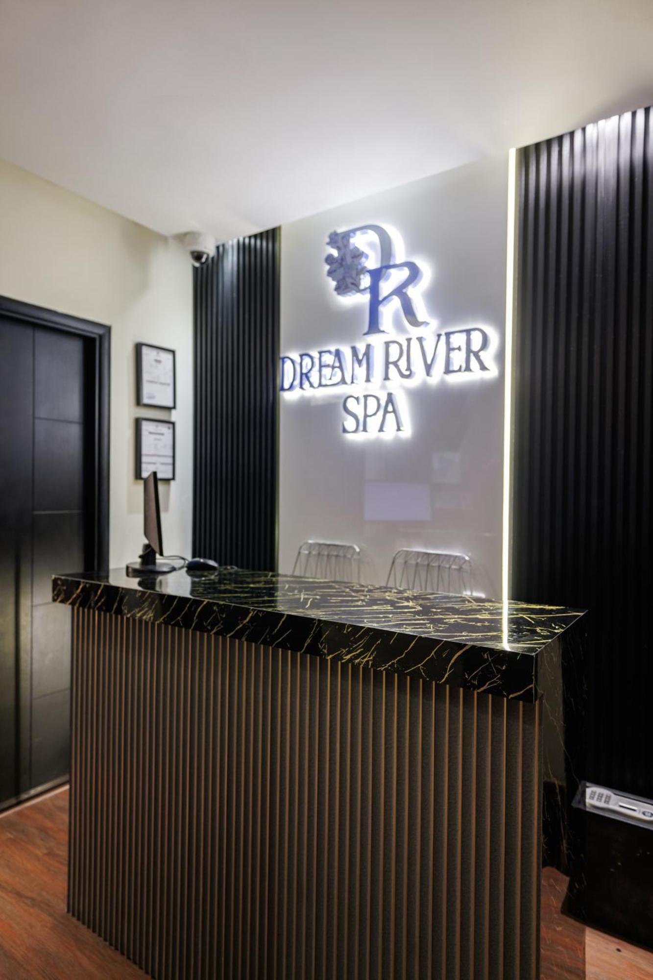The Royal Riviera 4* Doha