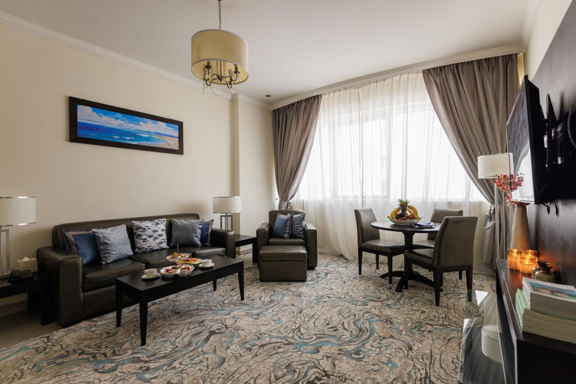 The Royal Riviera Hotel 4*