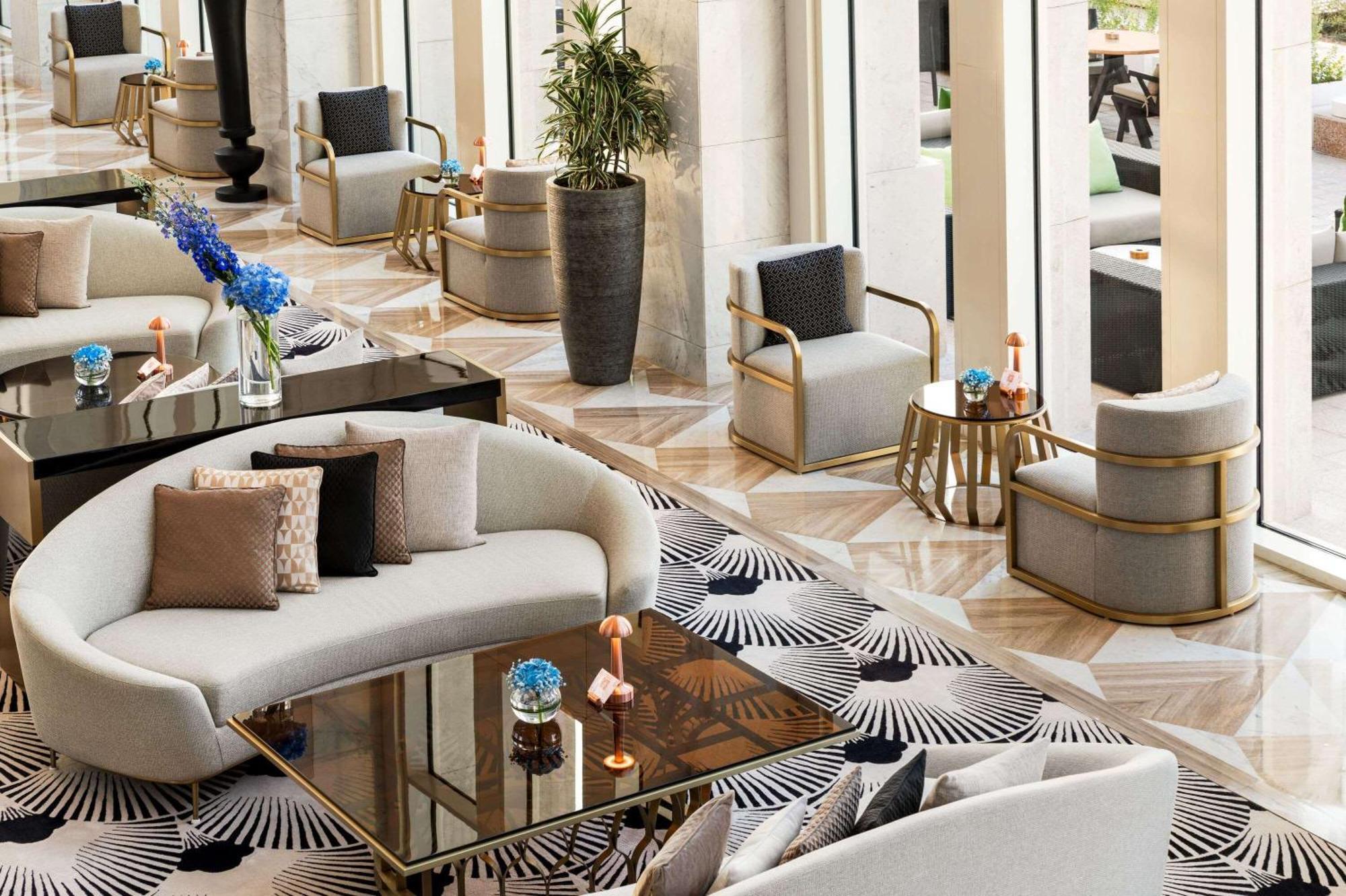 Hotel Wyndham Grand West Bay Doha