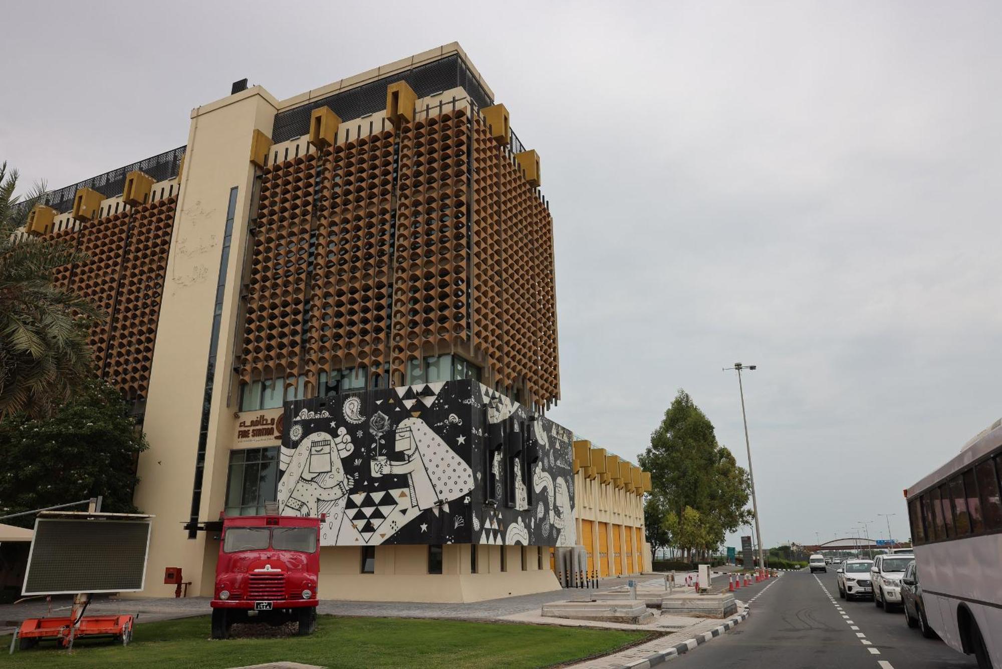 Plaza West Bay