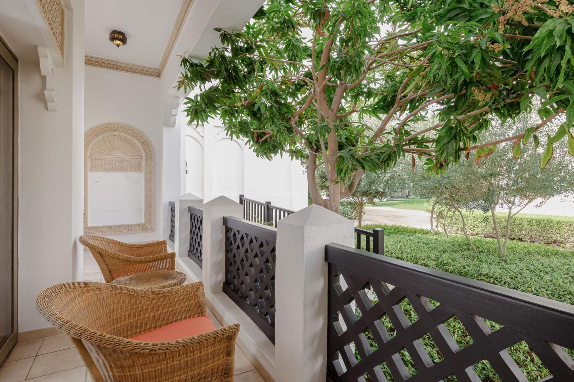 Sharq Village & Spa, A Ritz-carlton 5* Doha