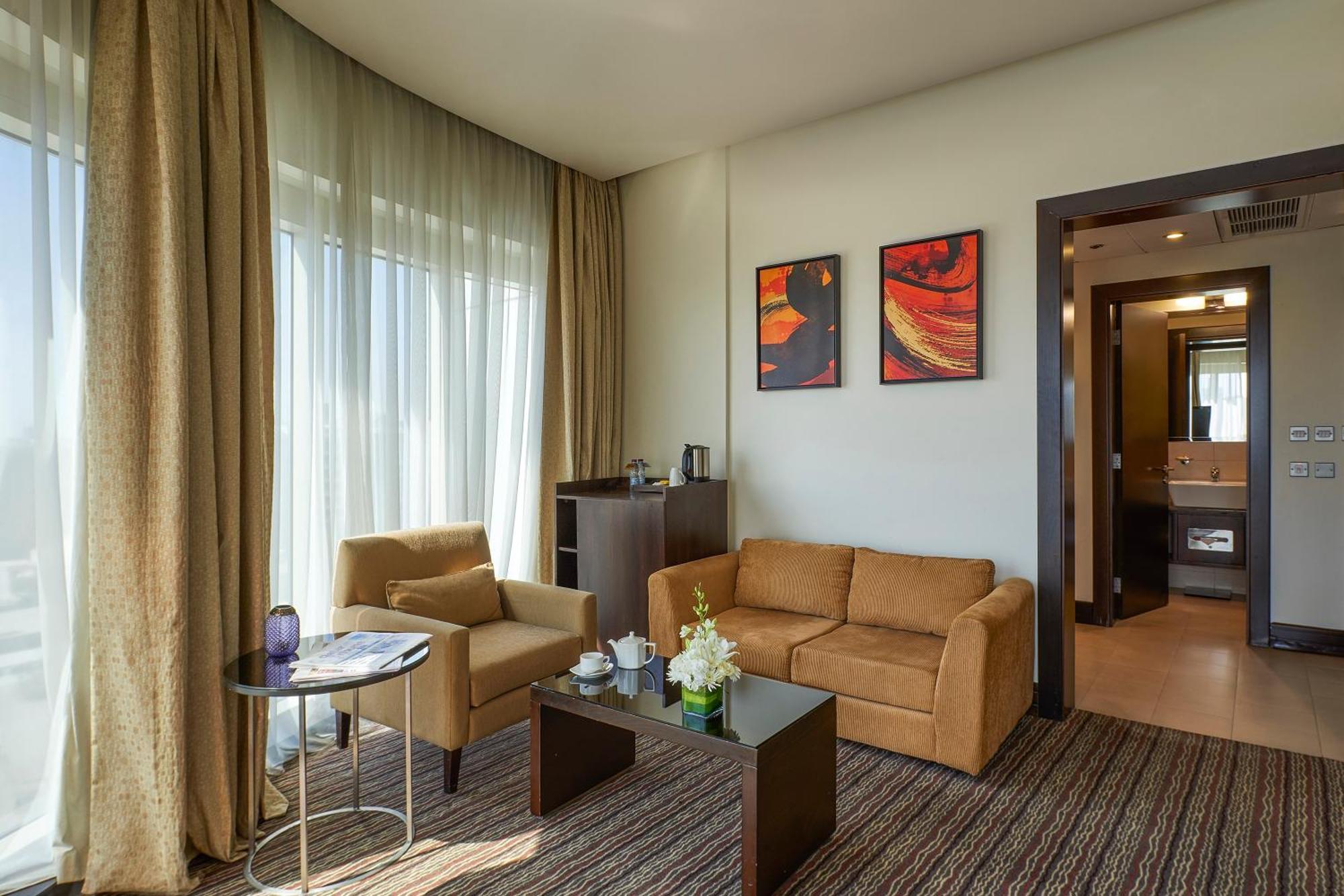 Hotel Safir 4*