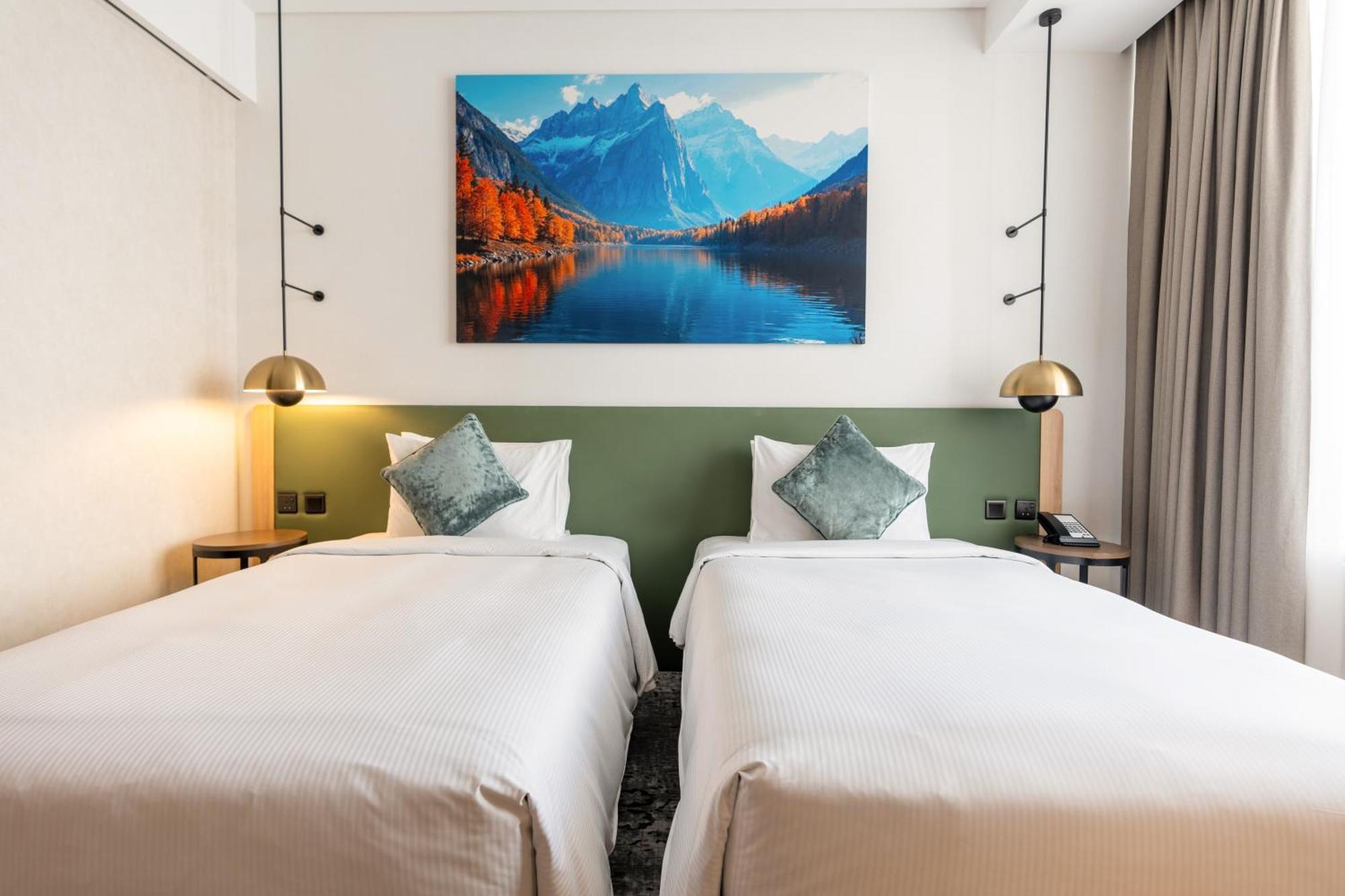 Hotel West Walk Retaj 4*