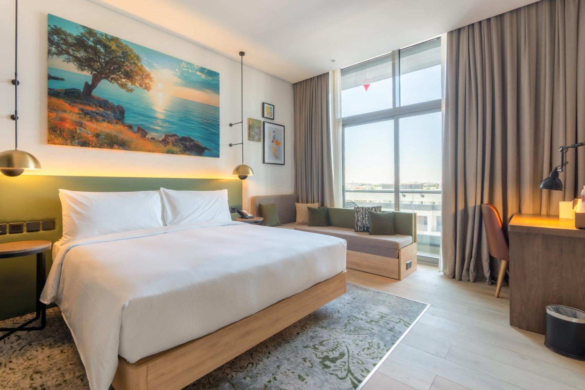Hotel West Walk Retaj