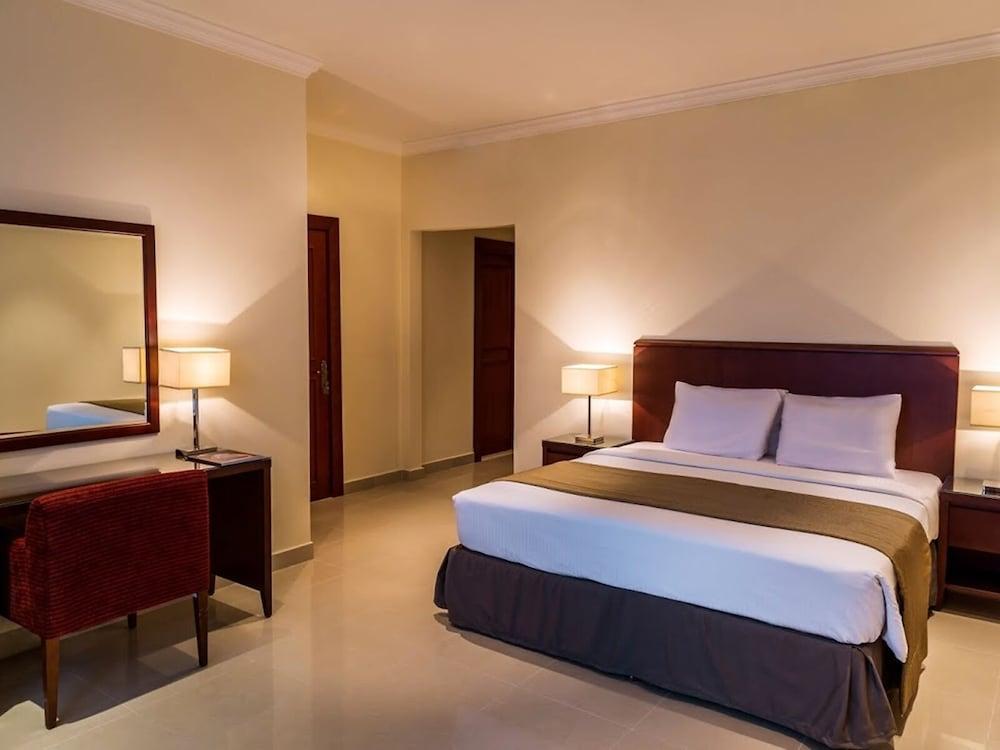 Sedra Arjaan By Rotana Aparthotel 4*