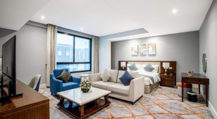 Hotel Royal Sherao فندق شراعوه الملكي 4*