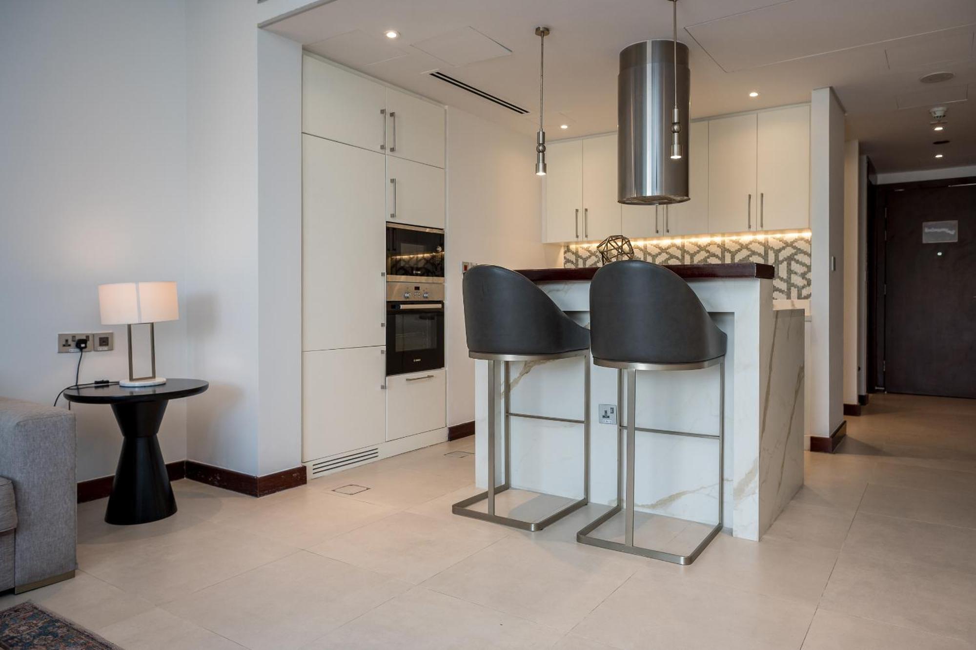 The The Pearl Apartment