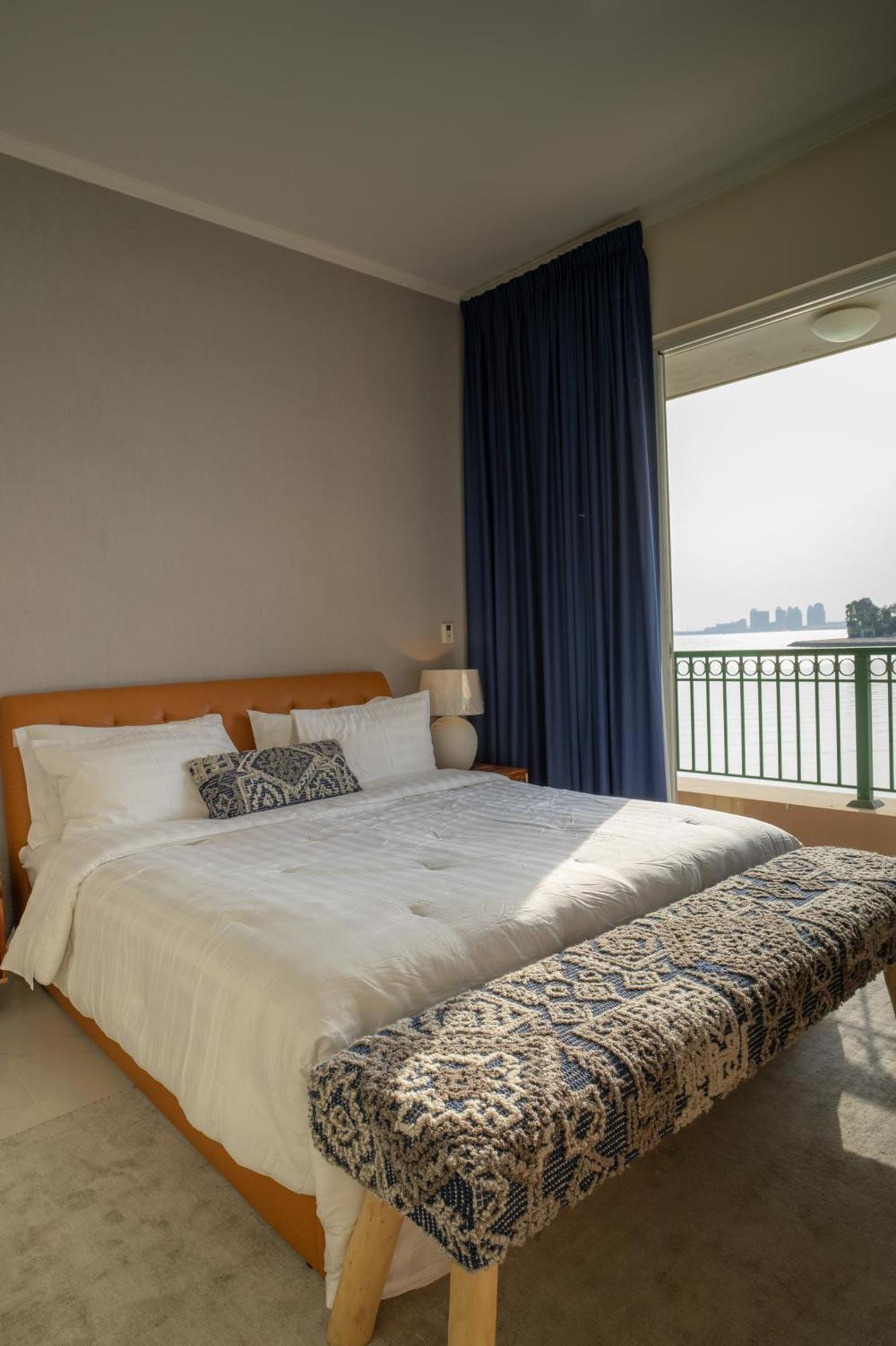 Luxury At Pearl Qatar Apartment *