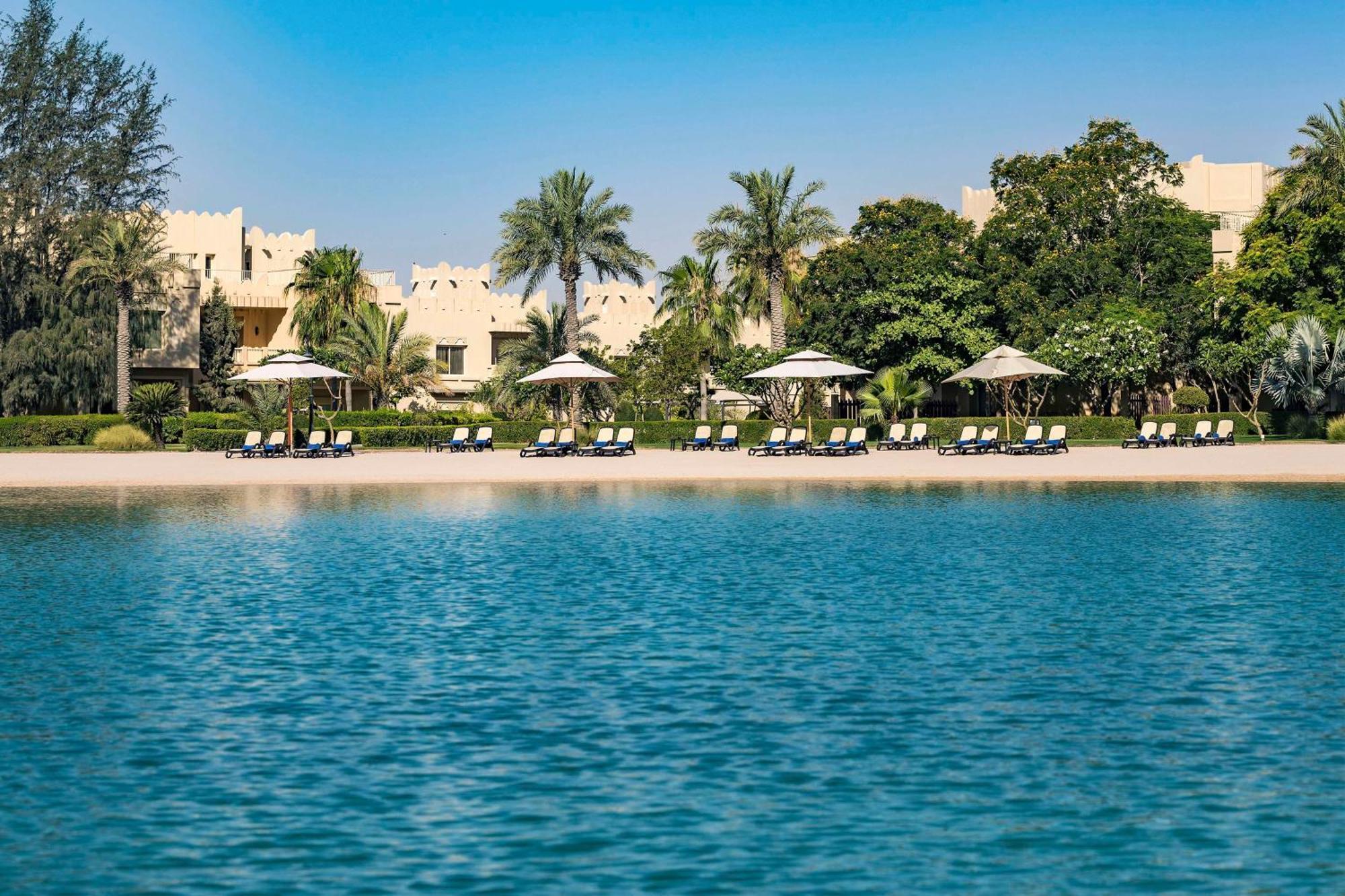 Grand Hyatt & Hotel