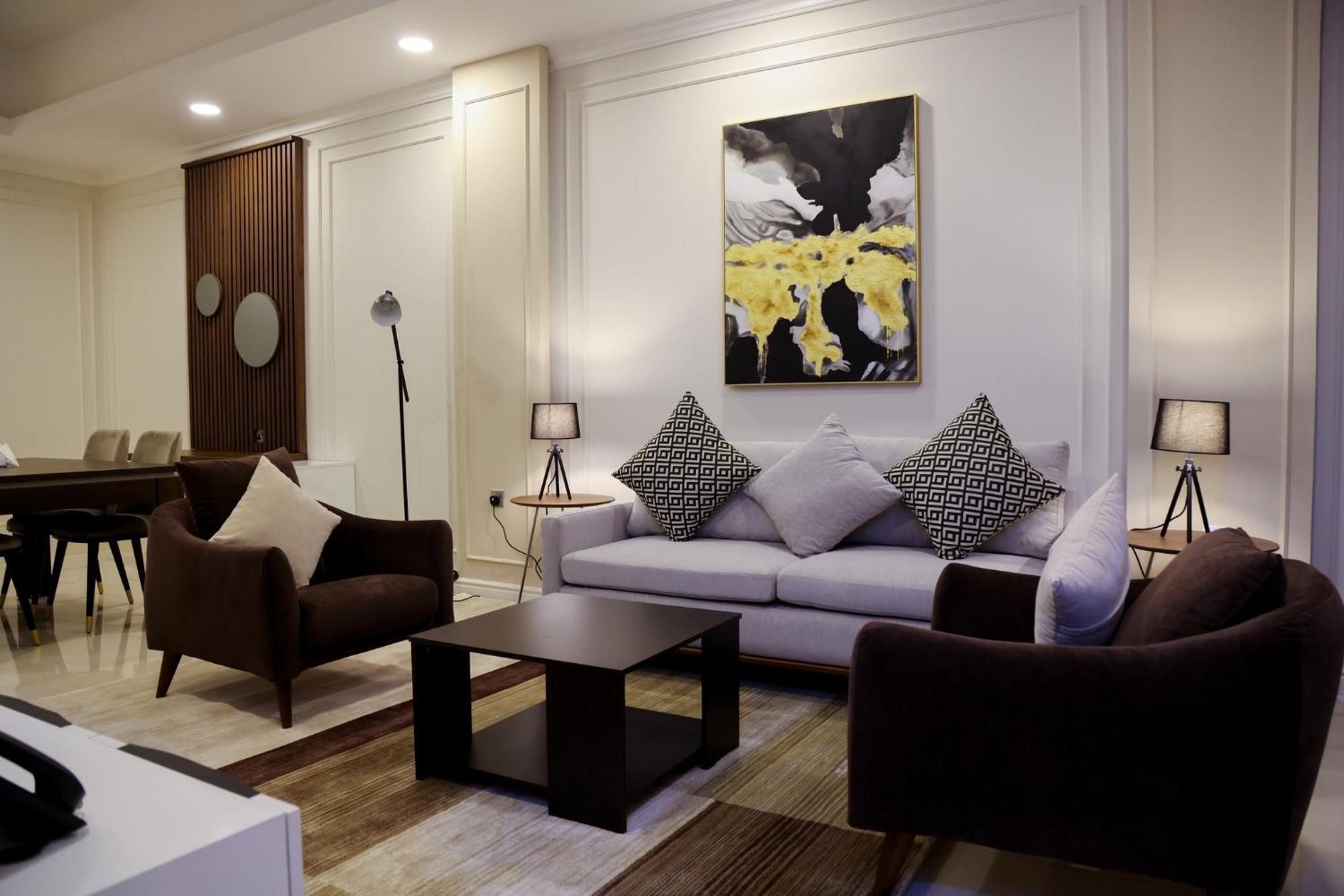 Abraj Royal 2 4* Doha