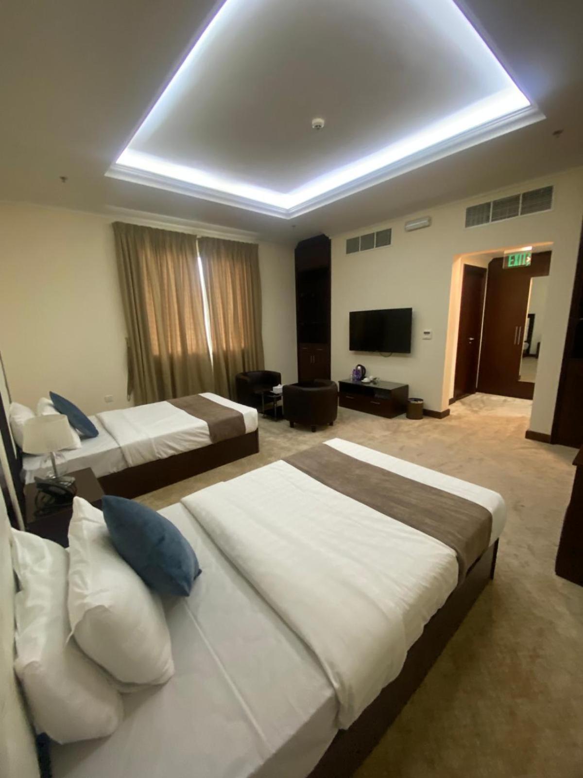 A Line Hotel