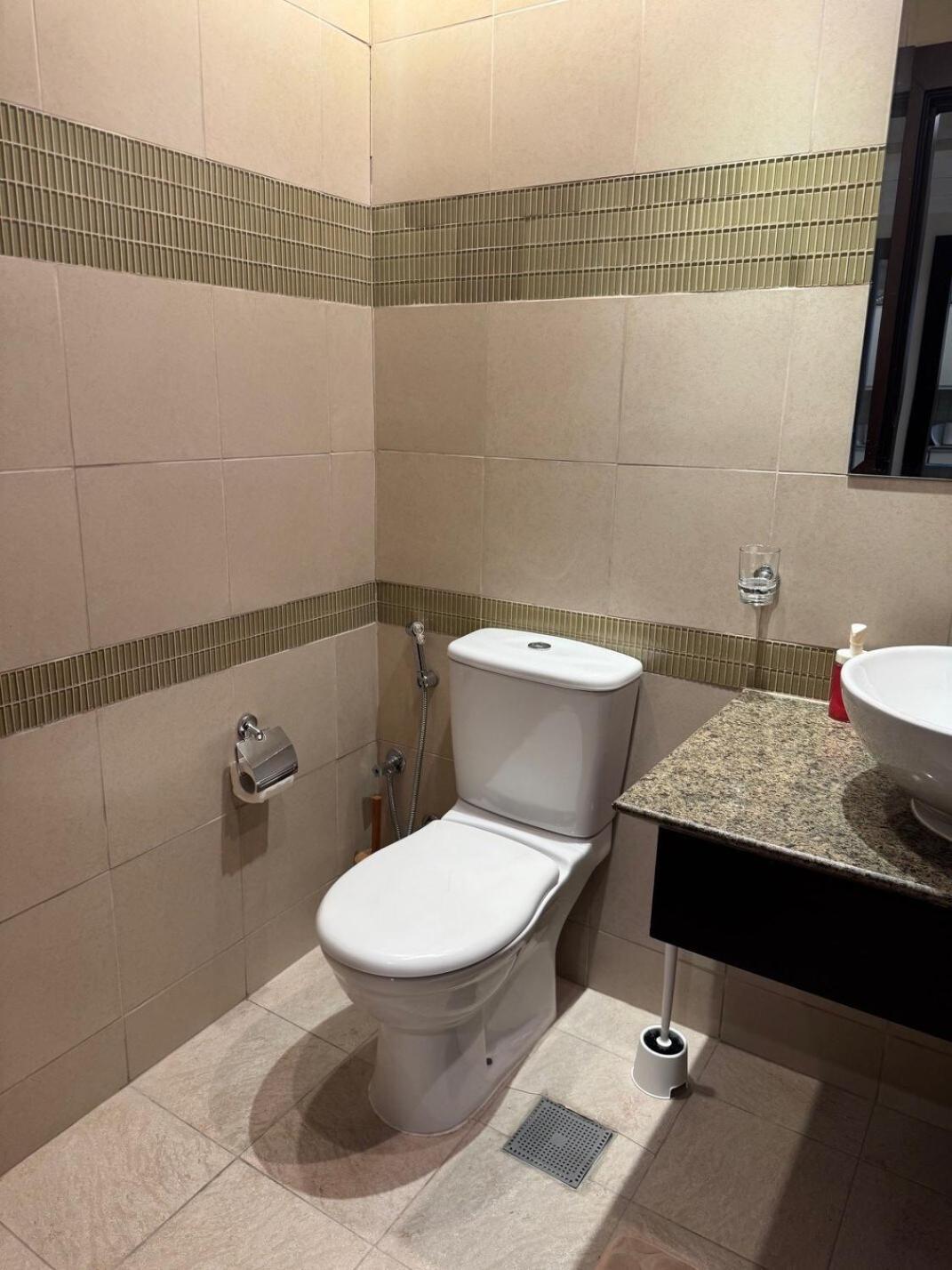 Stylish 1br Pearl Apt- Prime Marina Location * Doha