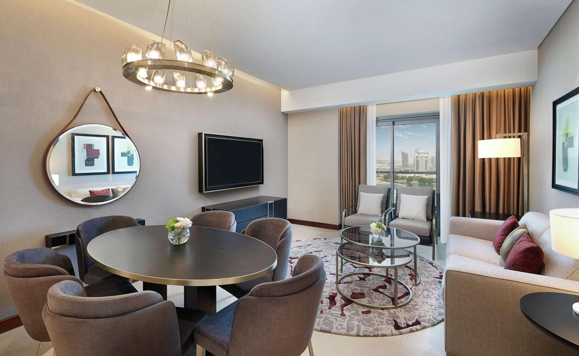 Hilton The Pearl Resort 5*