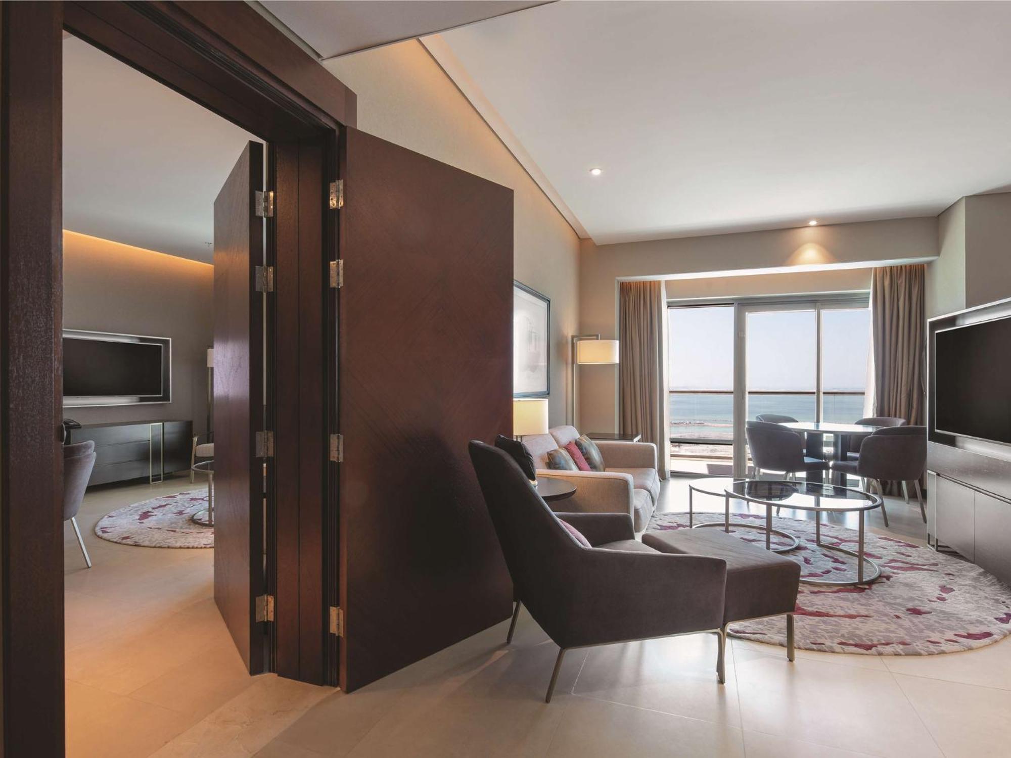 Hilton The Pearl