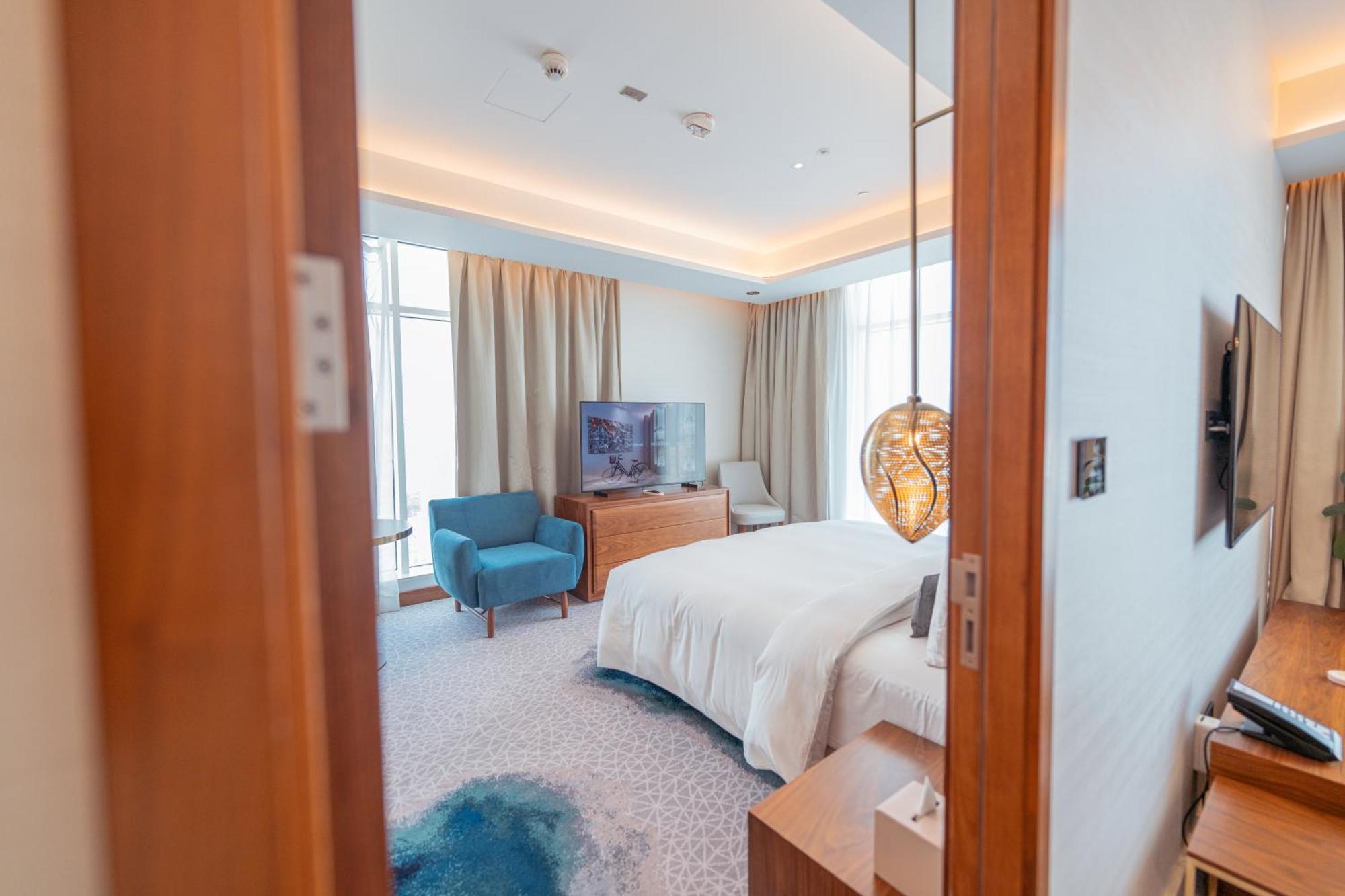 Abesq And Residences, An Ihg Aparthotel 5*
