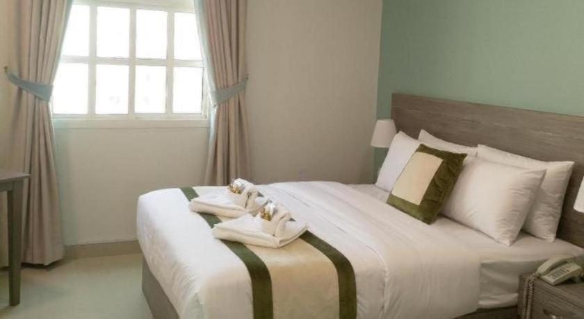 Sovereign - Marriage Certificate Required Hotel 2*