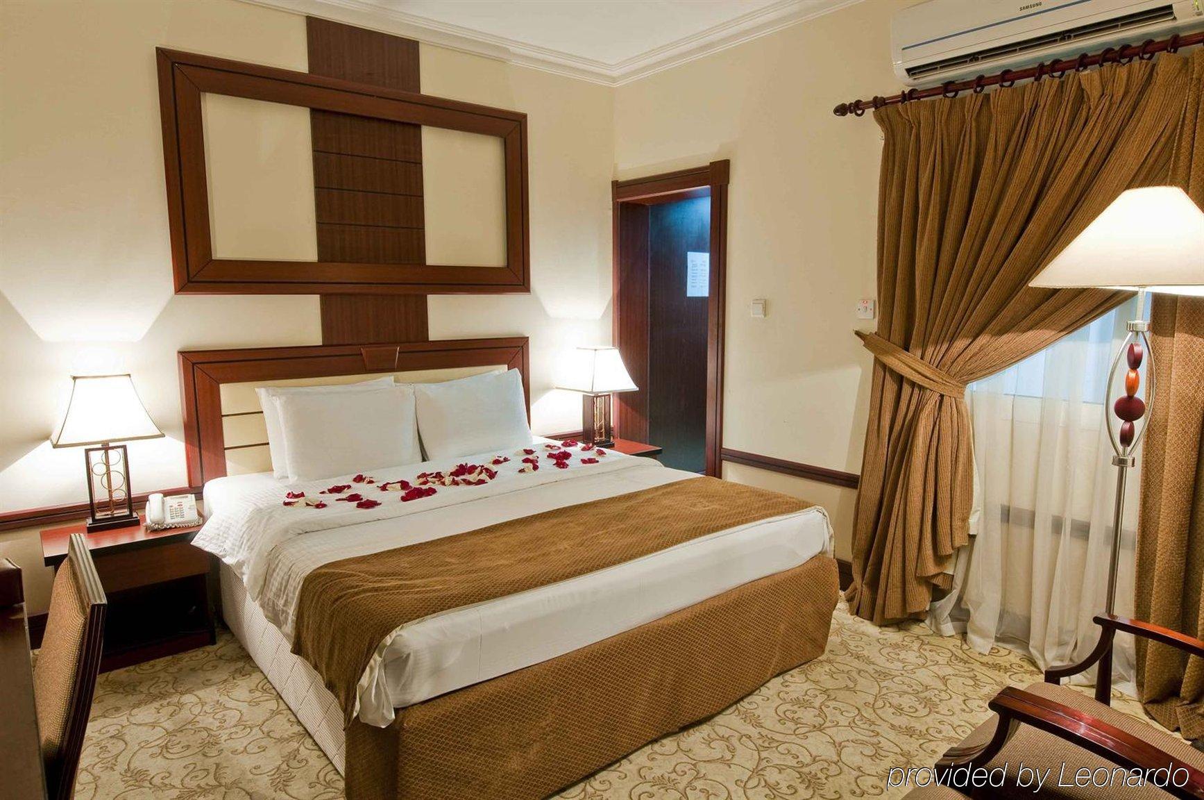 Hotel La Palace 2*