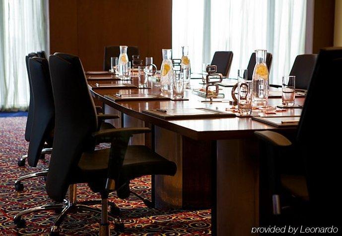 Marriott Executive Center 4*