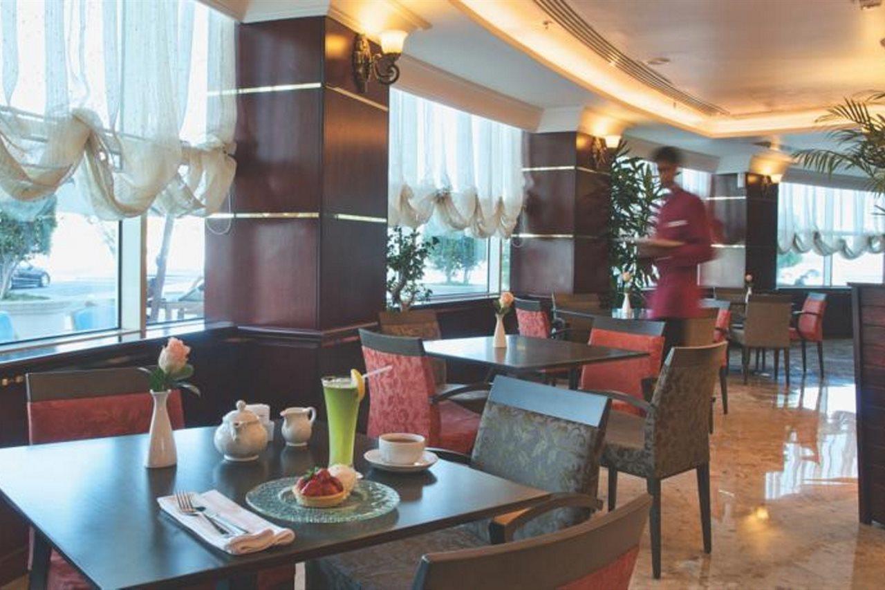 Hotel Retaj Al Rayyan 4*