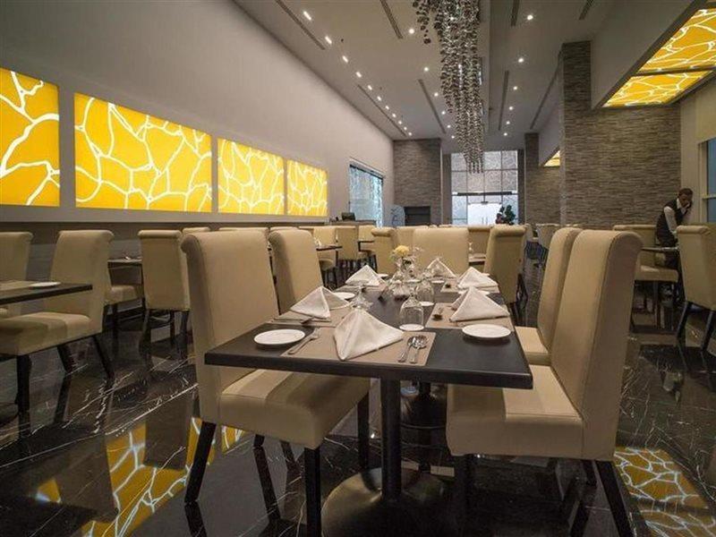 Khách sạn Western 4*