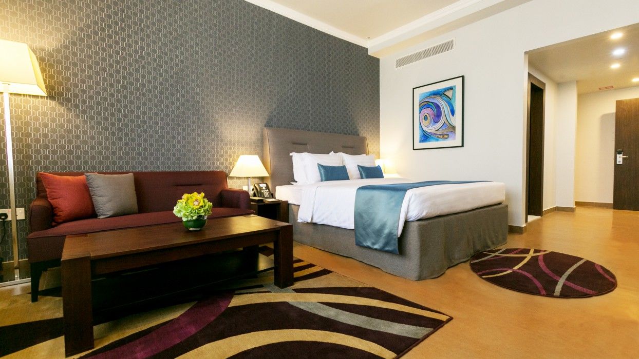 Aparthotel The Curve 4*