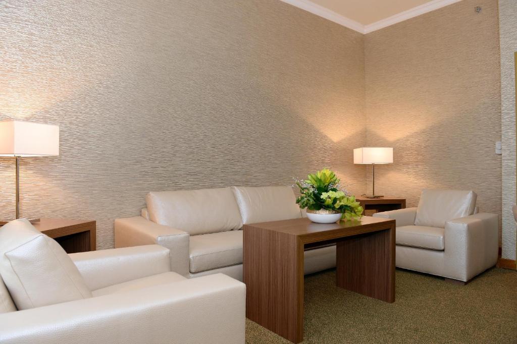 Treffen House - Souq Waqif And Next To Msheireb Metro Station 4*