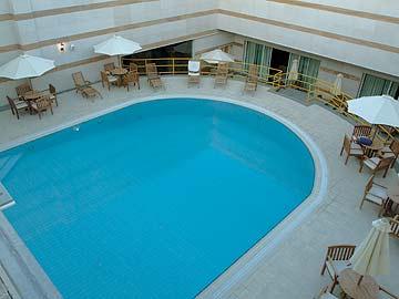 Rydges Plaza