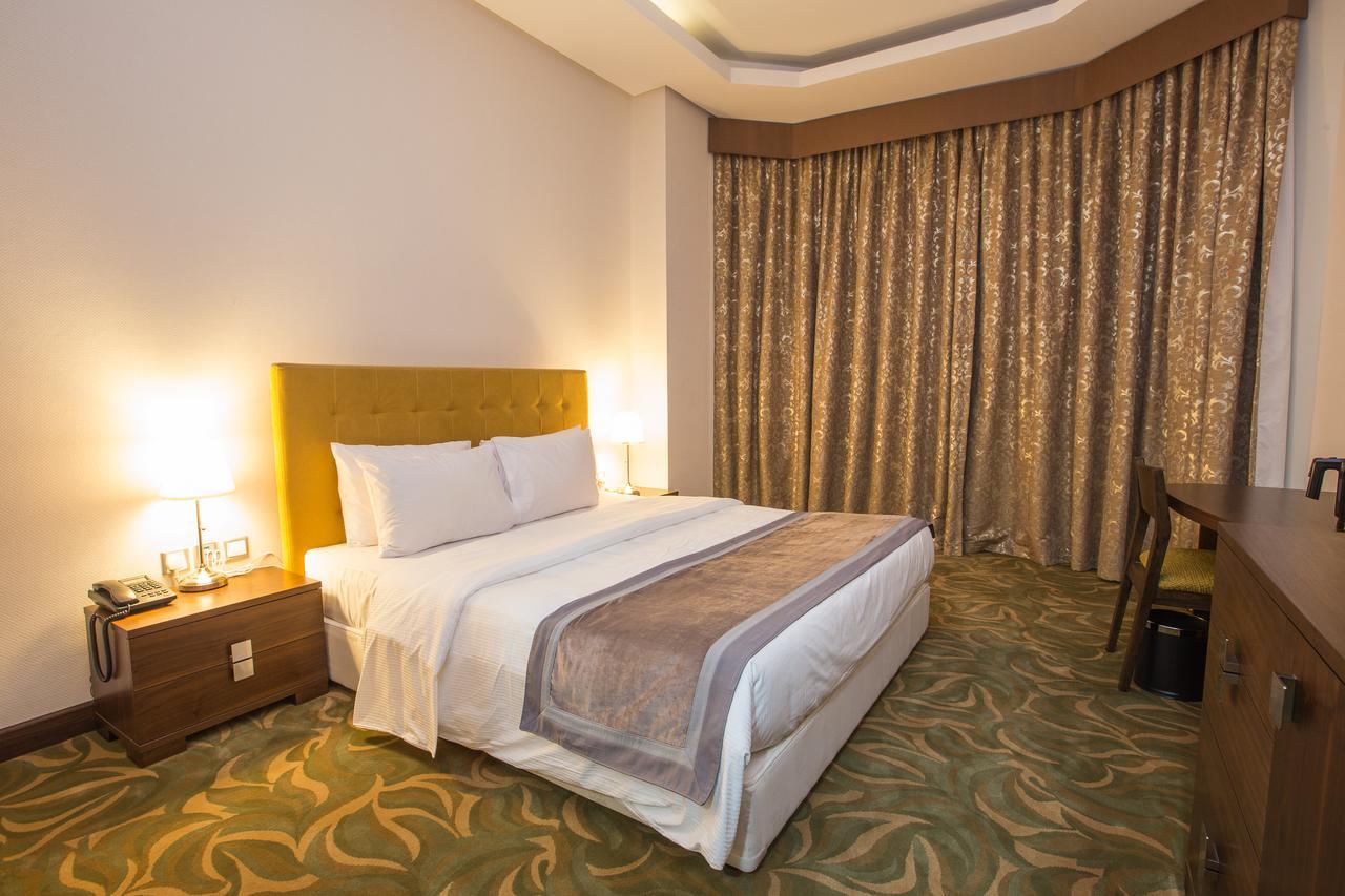 Garden Hotel 3*