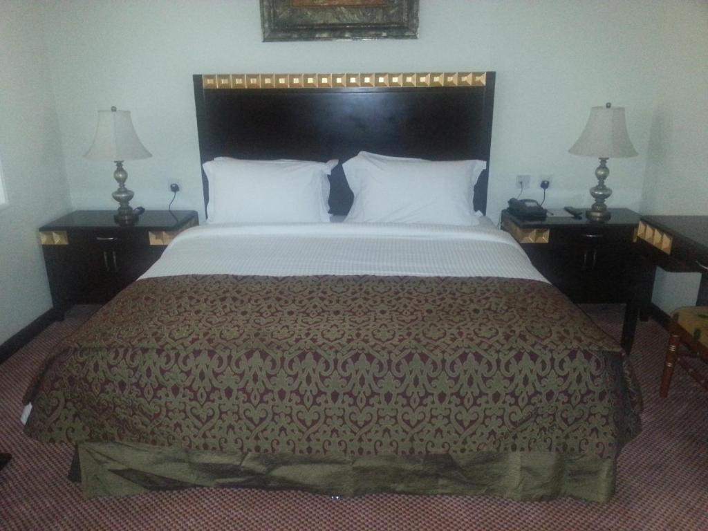 Hotel Gloria 4*