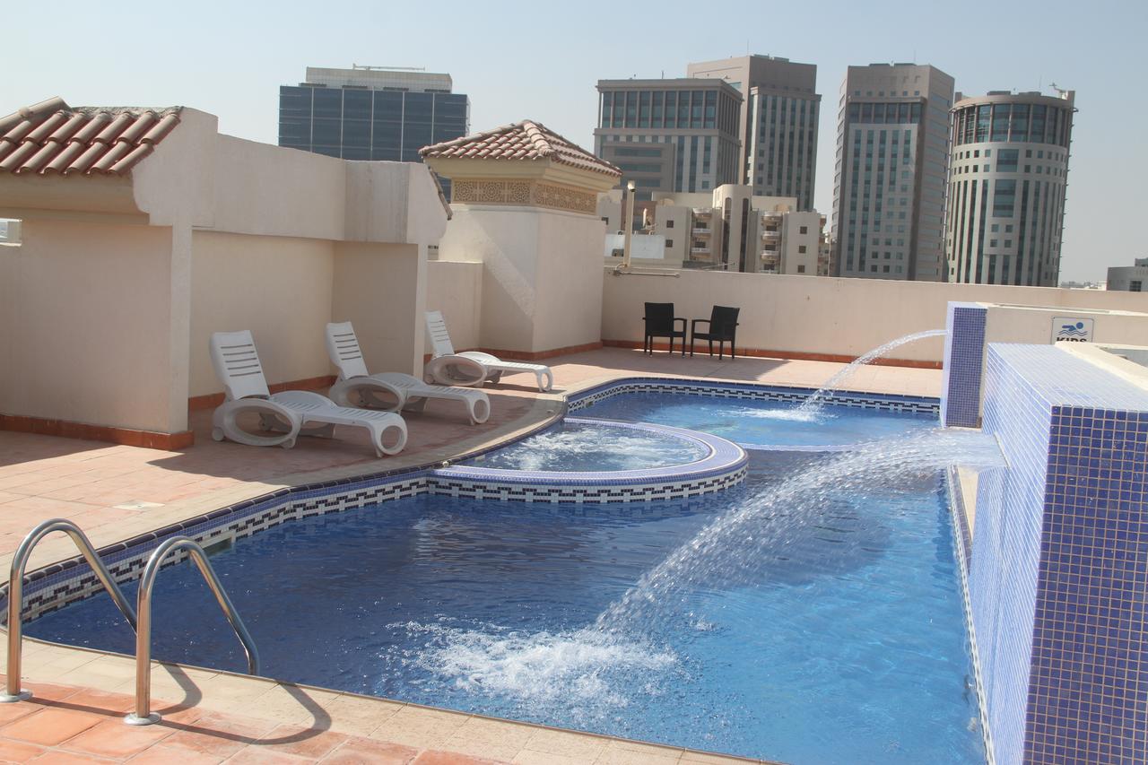 Aparthotel Universal Suites 3*