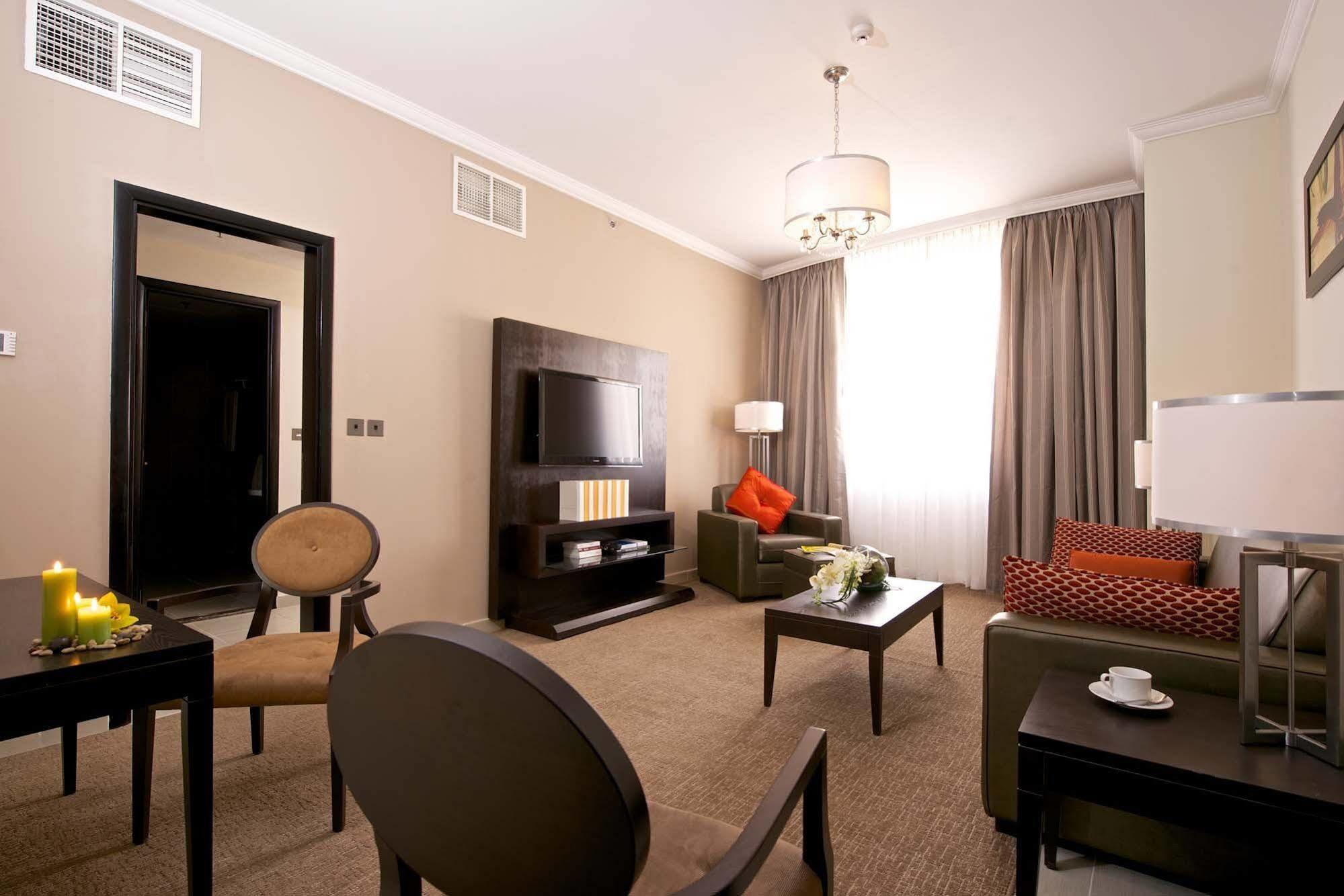 Hotel The Royal Riviera Doha