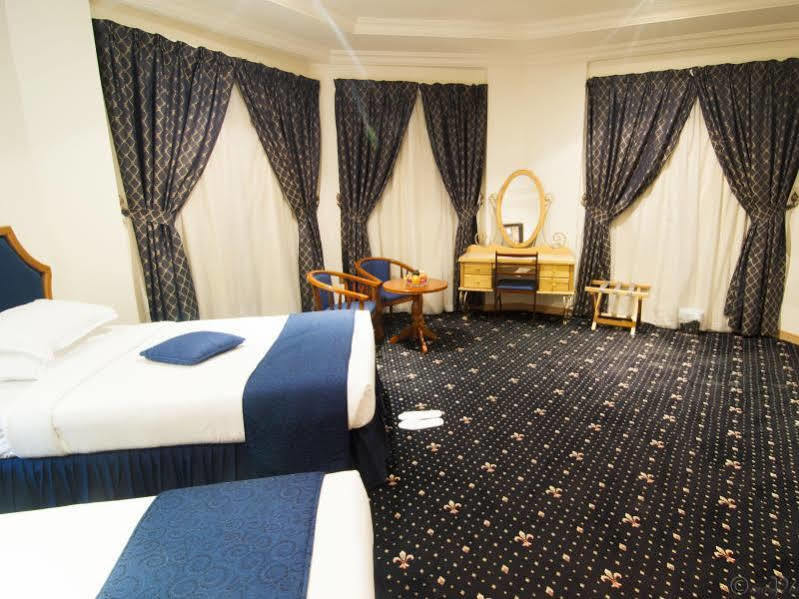Cayam 3* Doha