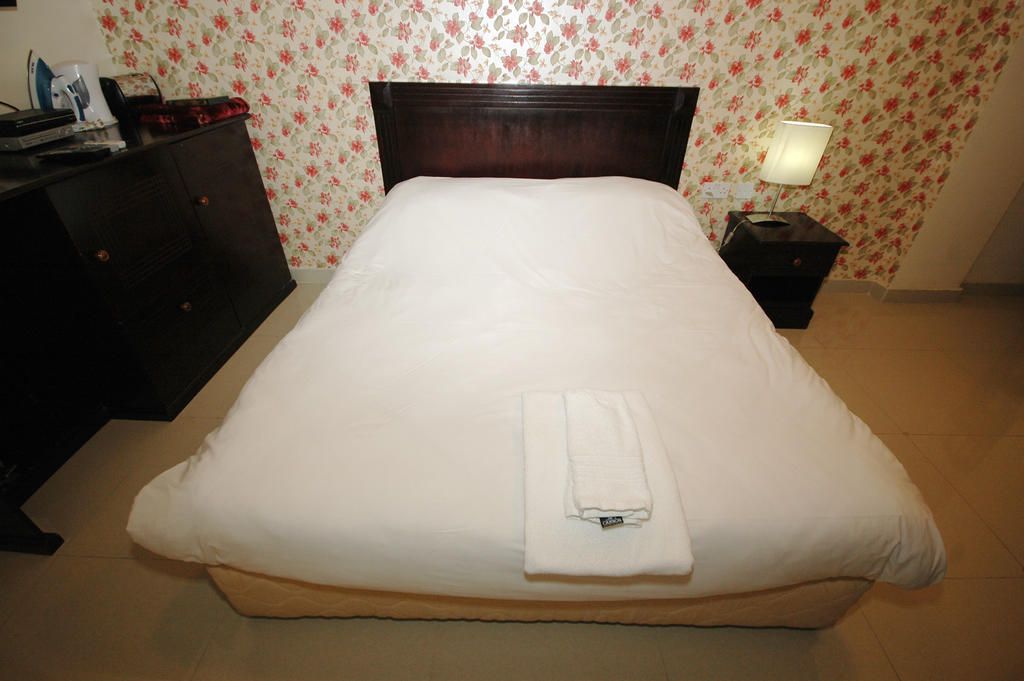 Sovereign - Marriage Certificate Required 2*