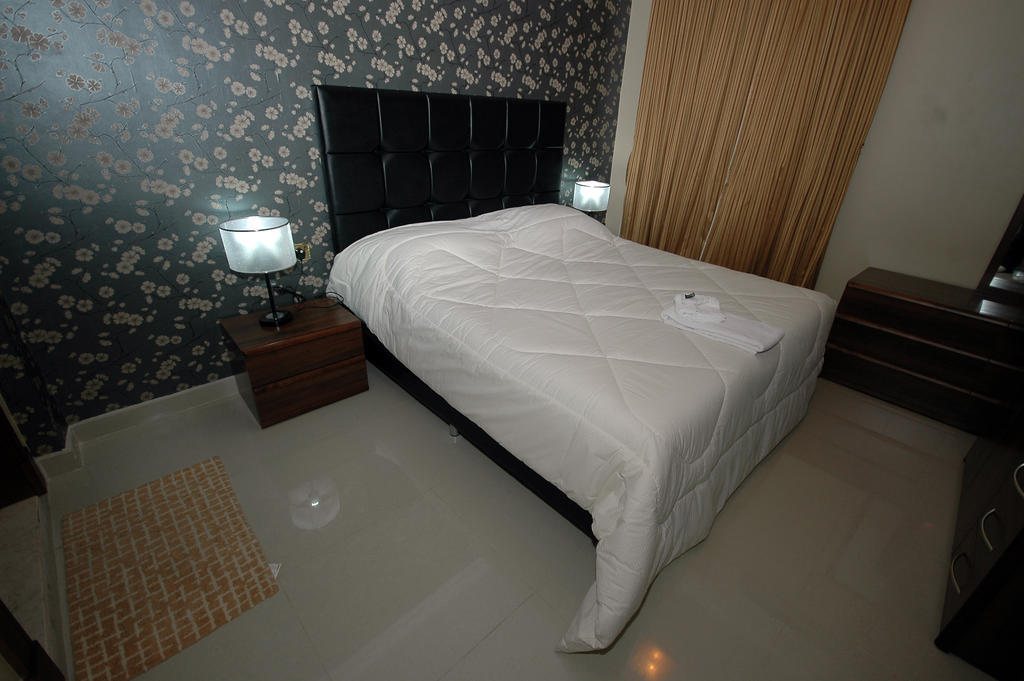 Sovereign - Marriage Certificate Required 2*