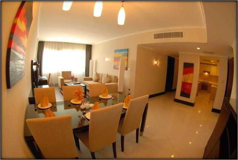 Aparthotel & Centre
