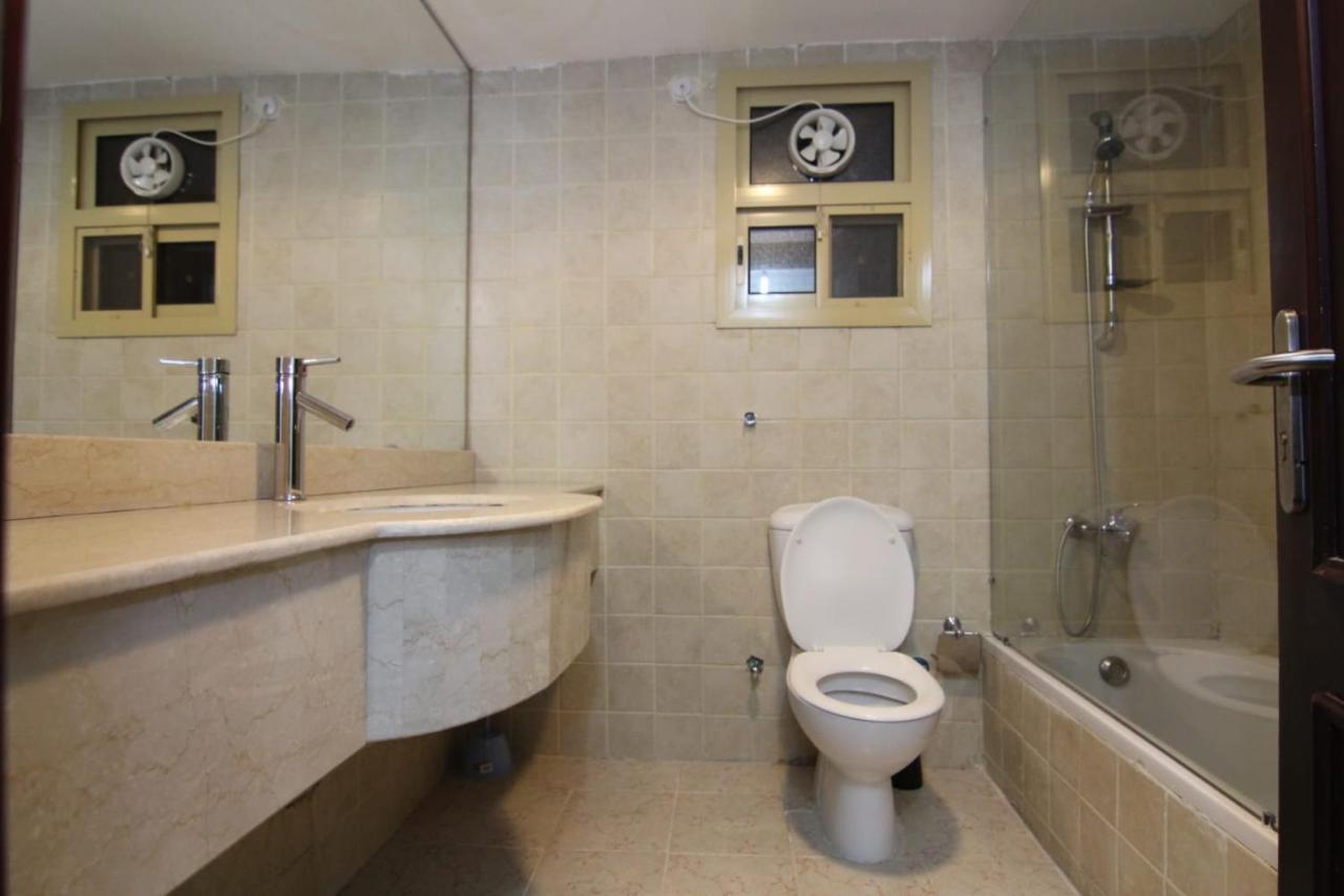 Tgi Apartment Doha
