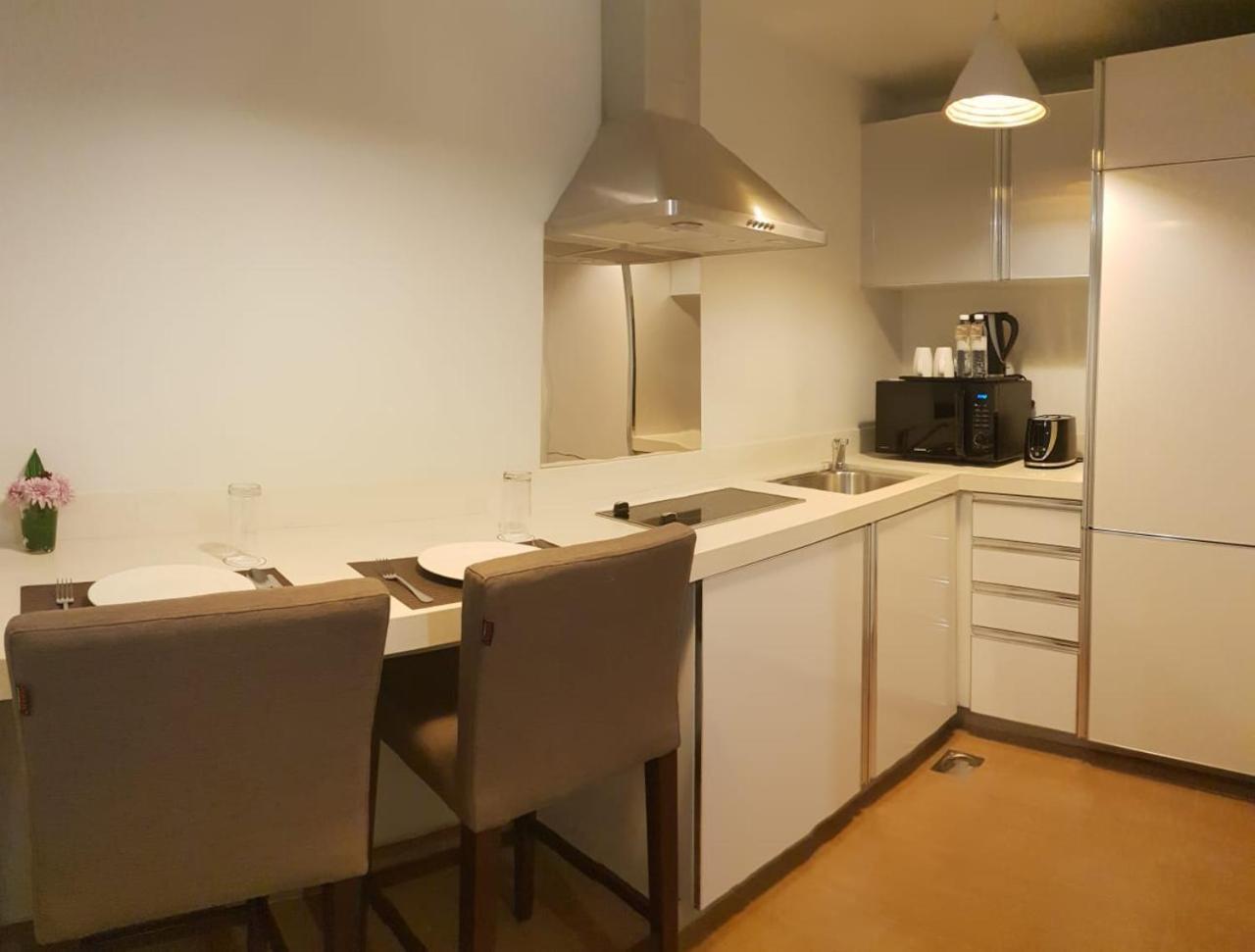 Aparthotel The Curve 4*