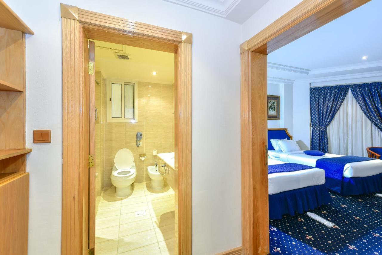 Cayam Hotel 3*
