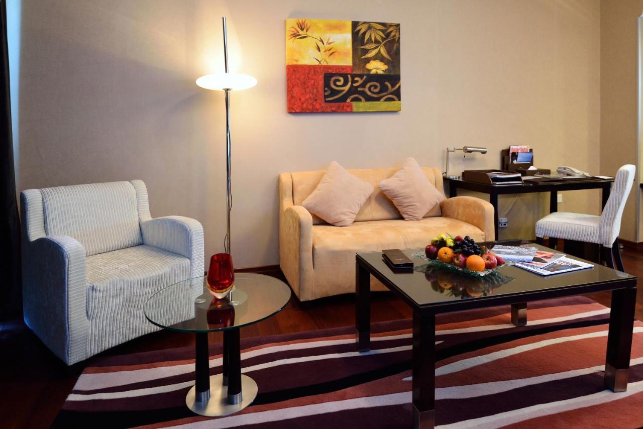 & Centre Aparthotel Doha