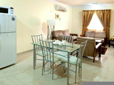 La Aparthotel 3*