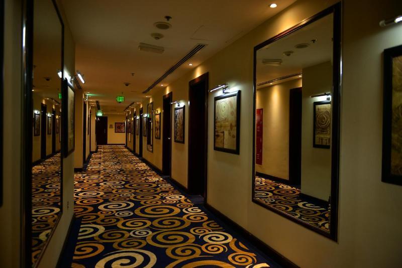 Strato By Warwick Hotel Doha