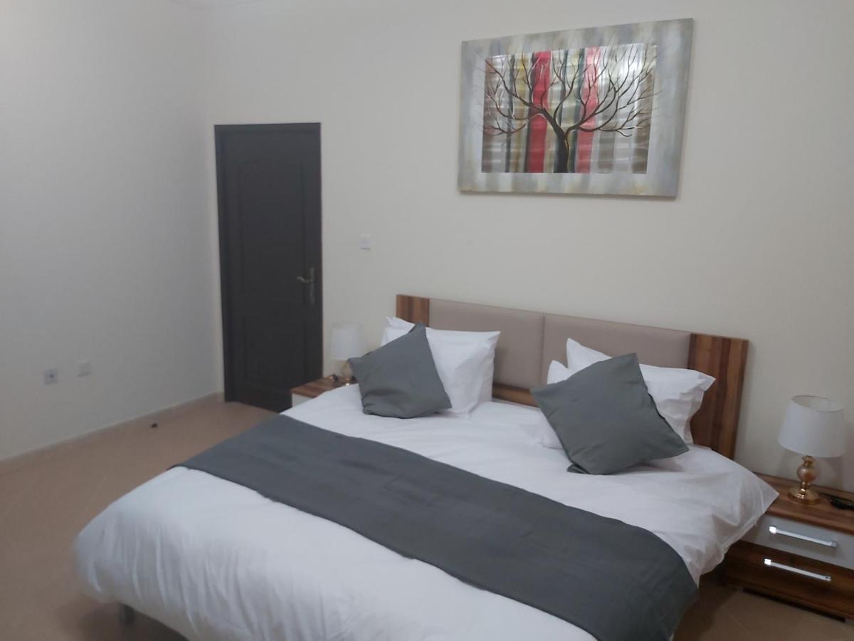 Emerald Suites